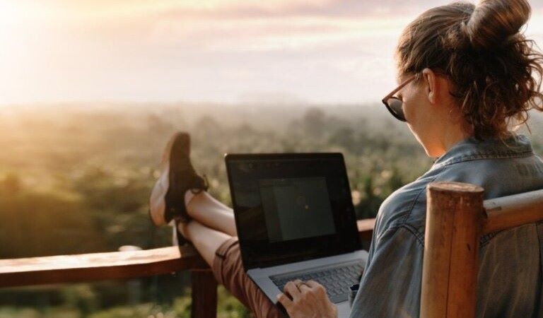 Movimento contrário ao trabalho em excesso