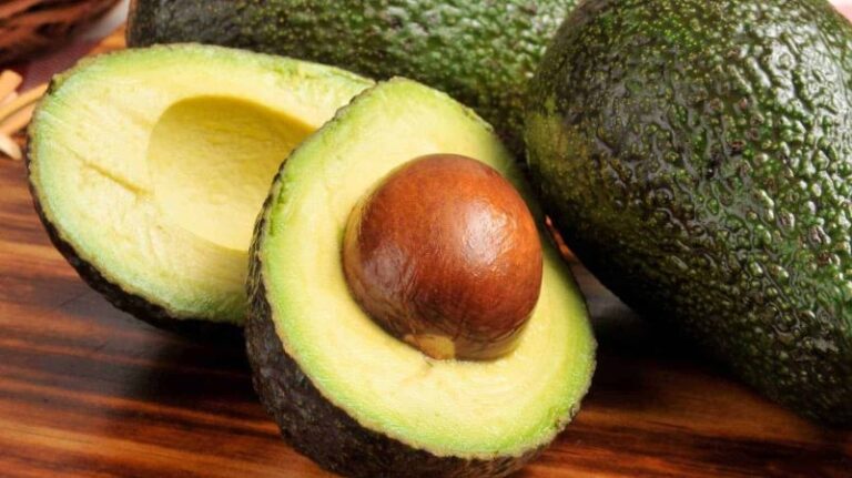 Benefícios Surpreendentes do Caroço de Abacate