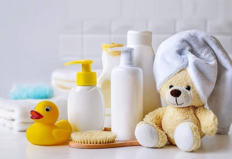 Maneiras de Utilizar Shampoo de Bebê em Casa