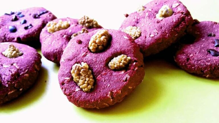 Experimente essa receita e marque a gente nas suas fotos usando a hashtag Cookies De Beterraba Deliciosos. Queremos ver as suas criações!