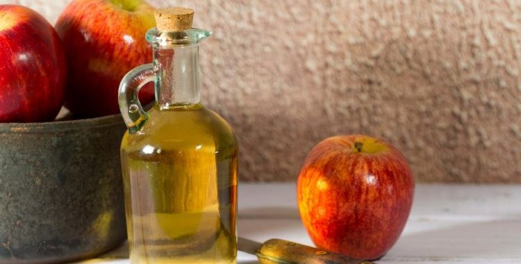 6 Benefícios Surpreendentes do Vinagre de Sidra. combiná-lo com uma dieta equilibrada e hábitos saudáveis para potencializar seus efeitos.