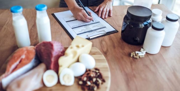 Erros Comuns na Combinação de Dieta e Suplementos. Evitar os erros comuns na combinação de dieta e suplementos é fundamental