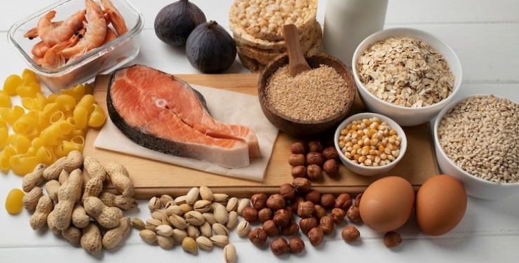 Método de Atingir a Meta de Proteínas Diárias, Quantidades Recomendadas de Proteínas por Porção. Saiba mais em nosso site