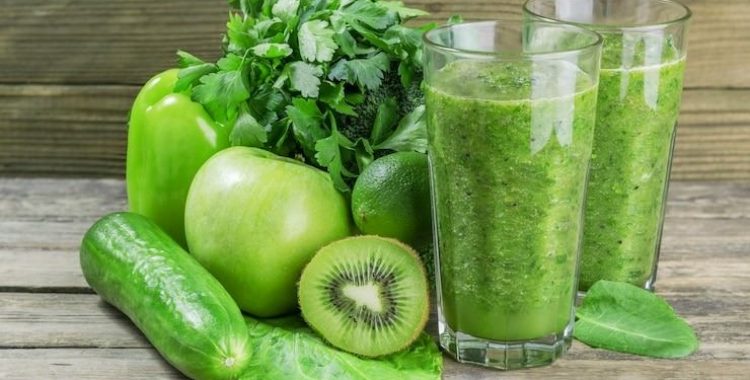 Suco Verde para Dormir Bem: Receita Completa e Benefícios para a Saúde. Saiba mais acessando a matéria em nosso site